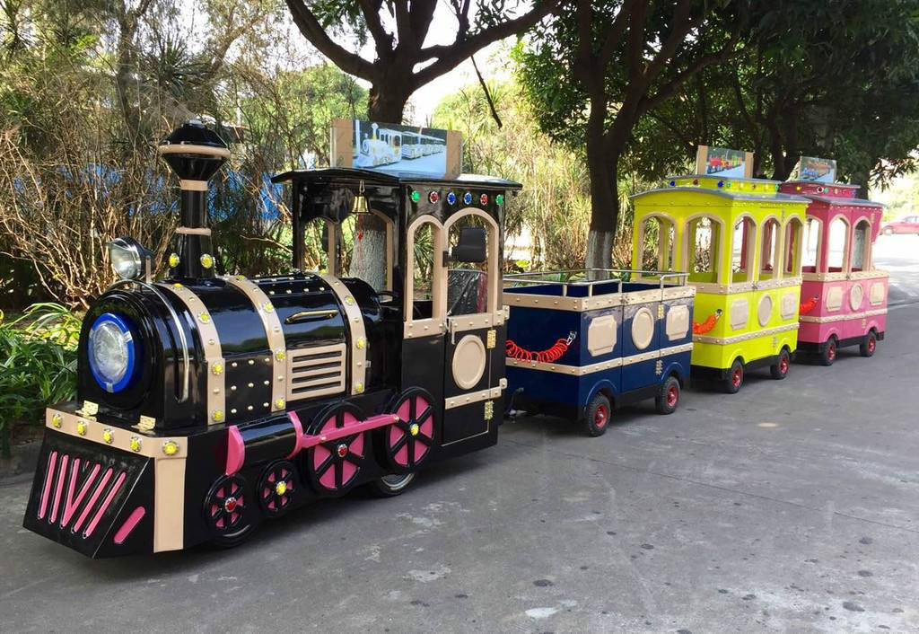 港南景区广商场无轨观光小火车电动儿童游乐设备小火车可坐人户外玩具